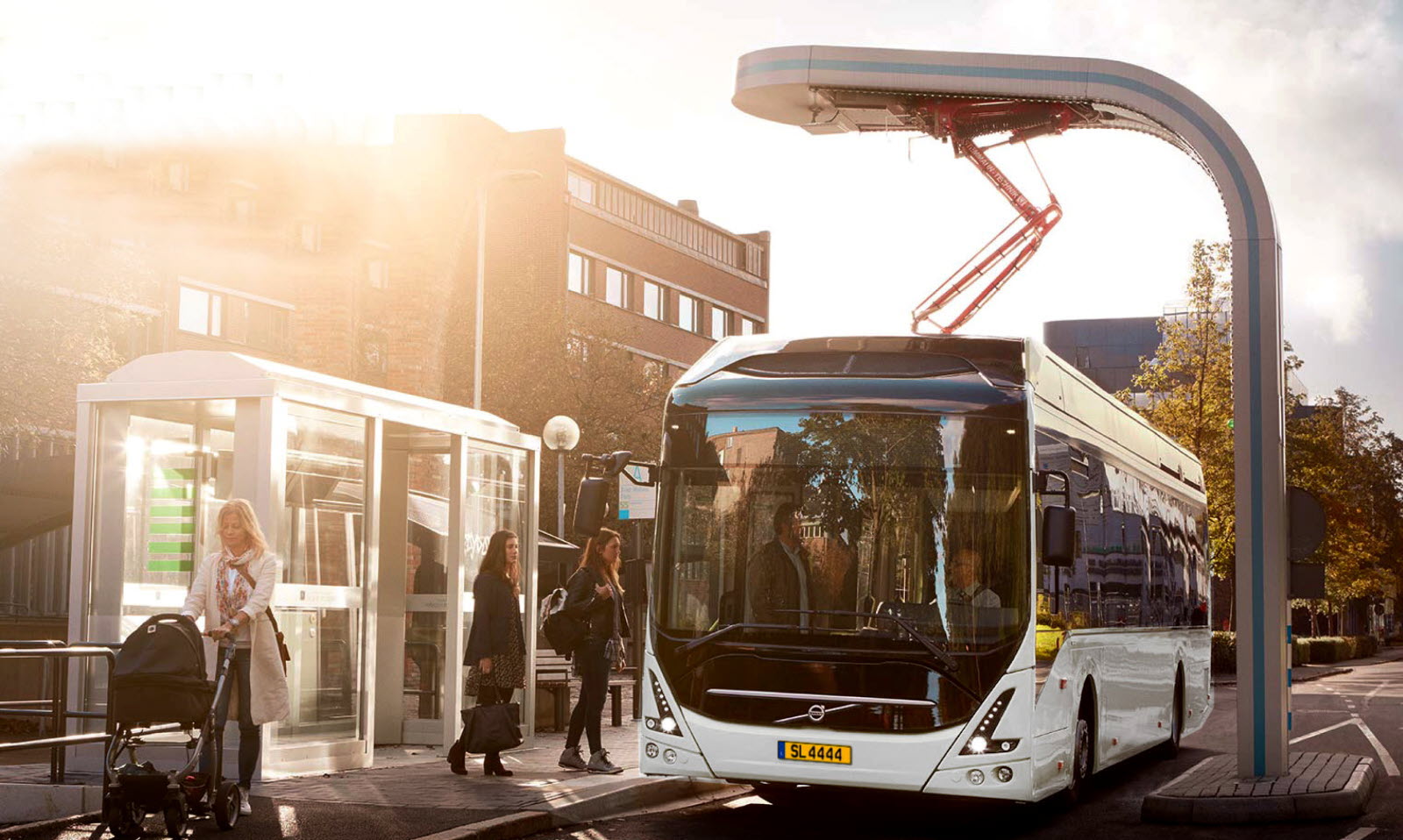 quatre-bus-urbains-100-electriques-vont-remplacer-les-bus-diesel-a-differdange-en-mai-prochain-c-est-une-premiere-mondiale-photo-dr-1486313772
